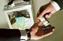 Незаконна агітація, підкуп виборців: до поліції Києва вже надійшло понад 130 повідомлень про порушення