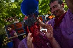 Море счастья и эмоций. Как проходила ежегодная Винная битва в Испании