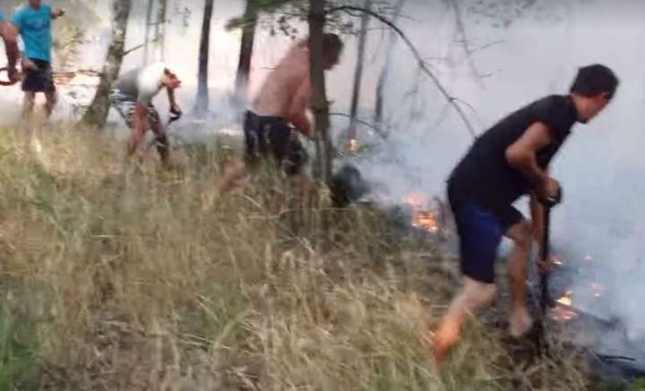 Заробітчани з України приборкали пожежу у польському лісі