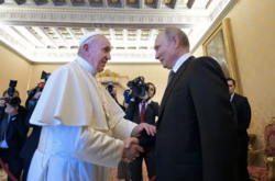 Папа Римский и Владимир Путин