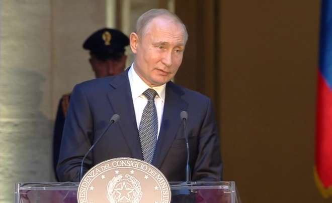 Путін хоче видавати укази по Україні замість Зеленського