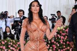 Ким Кардашьян выиграла $2,7 миллиона по делу об украденном» платье
