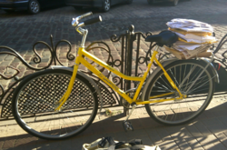 На Кіровоградщині кандидат у депутати підкуповує виборців велосипедами