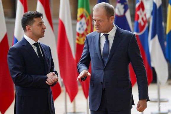 Туск і Зеленський перед самітом Україна-ЄС поїдуть до Станиці Луганської – ЗМІ