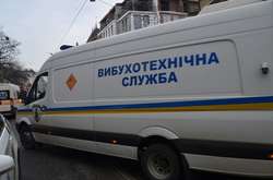 В Харькове неизвестный угрожает взорвать все торговые центры и вокзал