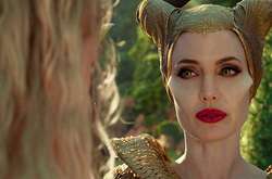 Анджелина Джоли противостоит Мишель Пфайффер в новом трейлере «Малефисенты»