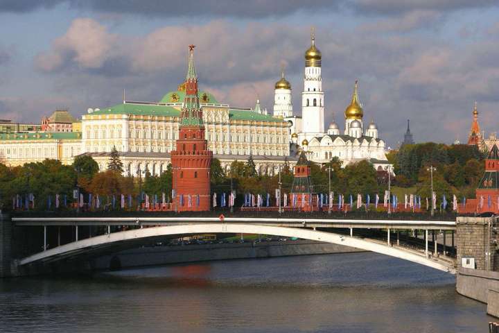 В Кремле признали «право на существование» идеи Зеленского о новом формате переговоров