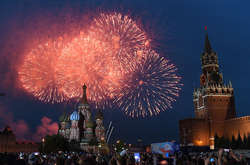 Естонія заявила про російські провокації зі святковим салютом