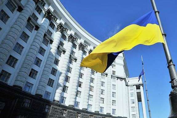 Соцопитування КМІС: українці хочуть бачити прем’єром Бойка або Тимошенко