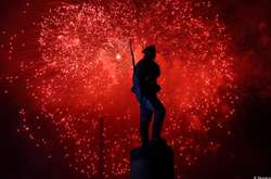 Эстония назвала провокацией салют в РФ в честь освобождения Таллина