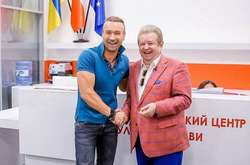 Винник объяснил, почему поет за партию Поплавского