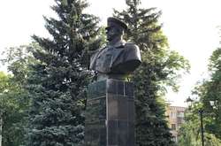 Відновлений пам'ятник Жукову у Харкові