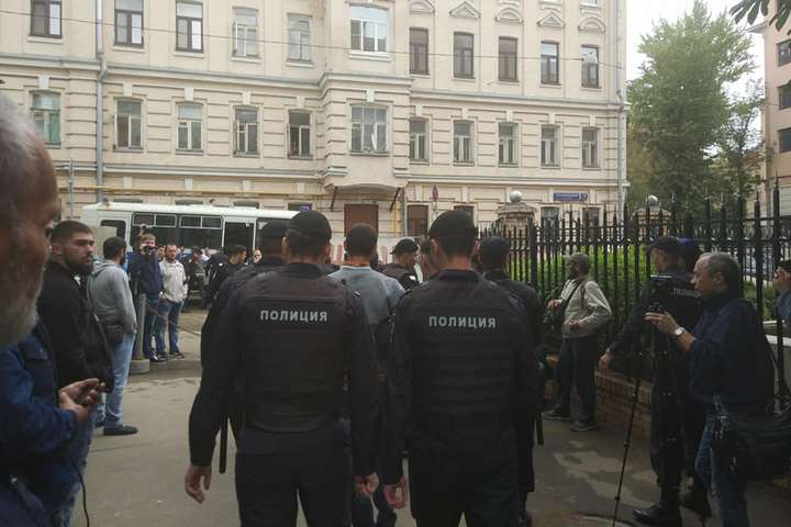 У Москві поліція затримала понад 50 учасників акції на підтримку кримських татар