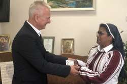Монахиня з Індії отримала українське громадянство 