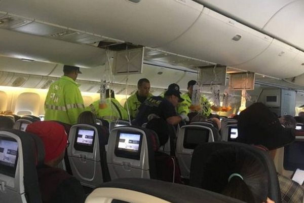 Літак Air Canada потрапив у турбулентність: 35 людей травмовано