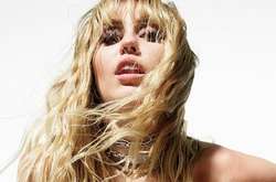  Майли Сайрус 
 instagram.com/mileycyrus 