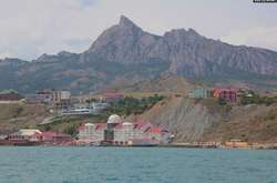 Жители оккупированного Крыма сообщают о катастрофическом загрязнении морской воды