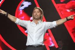 Олег Винник – первый в мире артист, чье фото появилось на диджитал-скинах от Google и Apple Pay