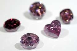 В Австралии закроют крупнейший в мире рудник розовых бриллиантов