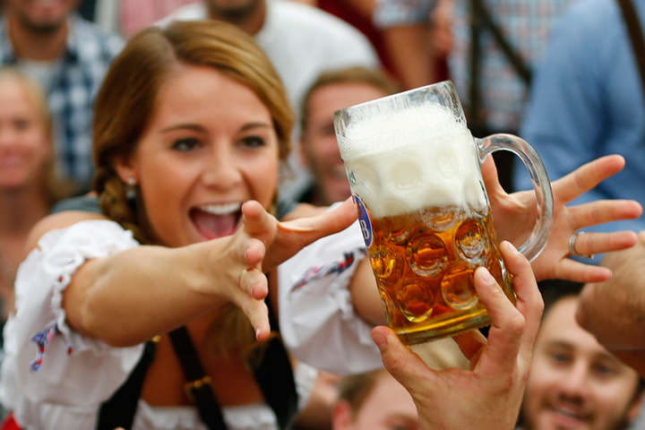 У Німеччині різко скоротилося споживання пива