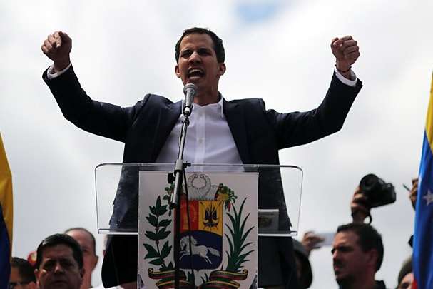 У Венесуелі лідер опозиції Гуайдо повідомив про викрадення двох соратників