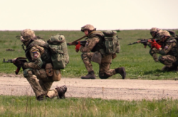 В результаті ворожих обстрілів один військовослужбовець отримав поранення та один – бойове травмування