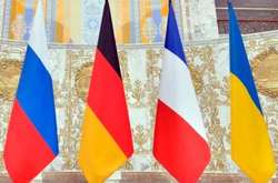 Представник Зеленського зустрівся із Сурковим