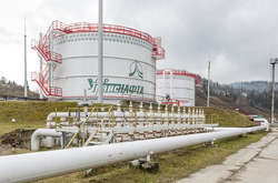 Українська компанія вперше почала транспортувати нафту з США 