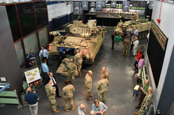 У США проведуть масштабні випробування військвих роботів