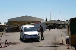 Через КПВВ на Донбасі хотіли провезти косметику і корм для тварин на 250 тис. грн