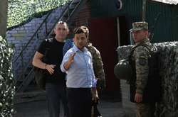 Володимир Зеленський з візитом на Донбасі 