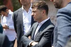 Зеленський ще не вирішив питання щодо дострокових виборів до місцевих рад