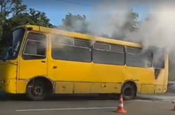 В Киеве загорелась маршрутка