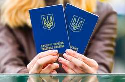 Между Зеленским и Путиным началась война паспортов