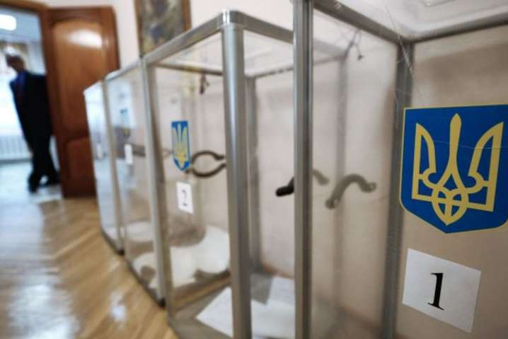 У Києві поліція перевіряє факти агітації у «день тиші» -  Крищенко