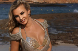 Редкий кадр: Камалия показала фото с отцом