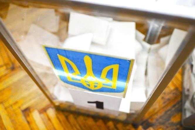 В посольстві України в Індії зіпсували всі бюлетені для голосування