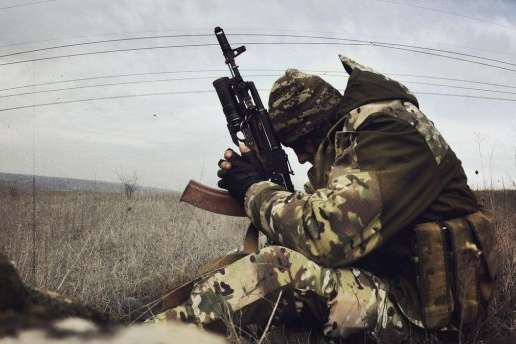 На Донбасі підірвалися українські захисники, двоє з них загинули