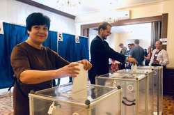 У Польщі сьогодні проголосували понад чотири тисячі українців 