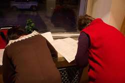  Однією із найбільш помітних проблем ночі підрахунку голосів із 21 на 22 липня стало масове переписування уточнених протоколів 