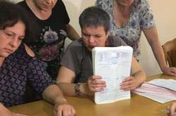  Перші протоколи з мокрими печатками надійшли до ЦВК 