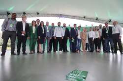 Більше половини депутатів буде з президентської партії