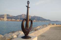 У місті-побратимі Марселі приступили до встановлення туристичного символу Одеси