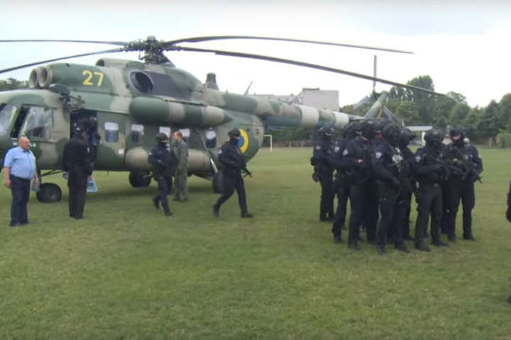 У МВС пояснили, навіщо відправляли гелікоптери на виборчі округи
