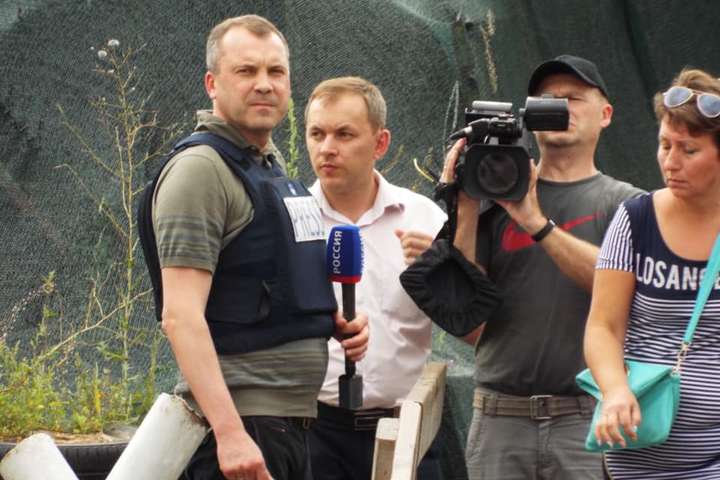 Чоловік російської пропагандистки Скабеєвої знімав сюжет у Станиці Луганській 