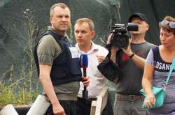  Чоловік та партнер ведучої програми «60 минут» Ольги Скабєєвої приїхав на окуповану Луганщину знімати демонтаж у Станиці Луганській 