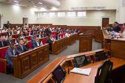 Засідання Київради знову відкладено на невизначений час