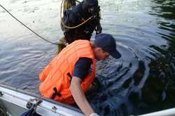 На озері Верховина у Києві потонув чоловік