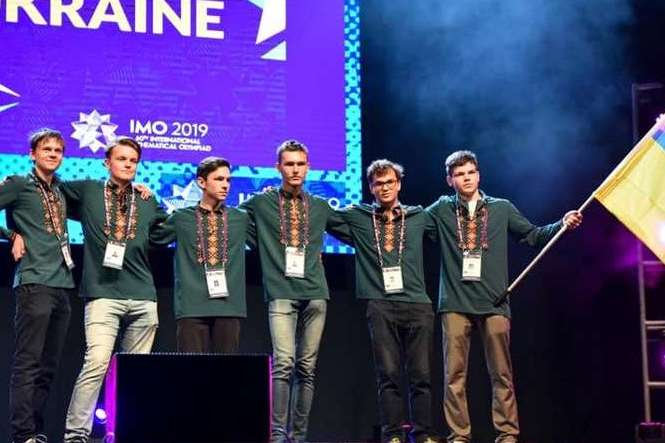 Київський десятикласник завоював золоту медаль на Міжнародній олімпіаді з математики