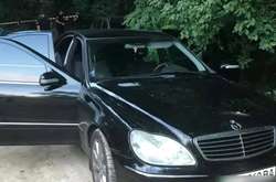 Після розбійного нападу зловмисники зникли на автомобілі Mercedes